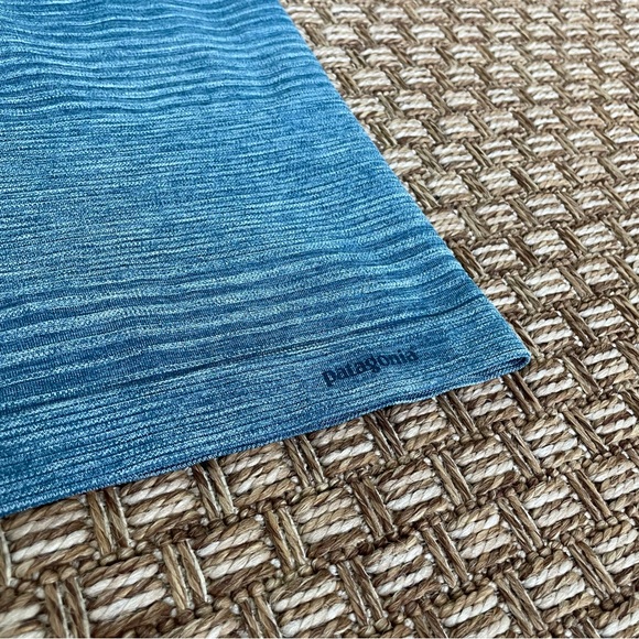 PATAGONIA Women's Blue Stretch Workout Running Tank Size Small - Picture 4 of 6